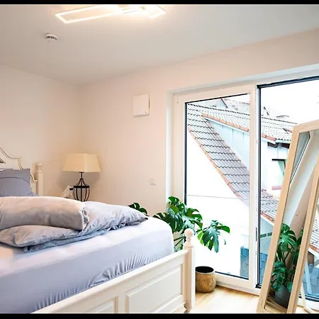 New Full Balkon * 아우크스부르크